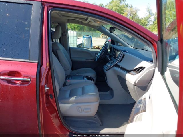 5TDYZ3DCXLS031692 Toyota SIENNA XLE