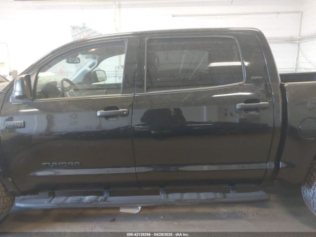 5TFEY5F1XMX276033 Toyota Tundra Sr5