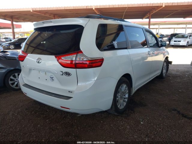 5TDYZ3DC3HS849191 Toyota Sienna Xle 8 Passenger