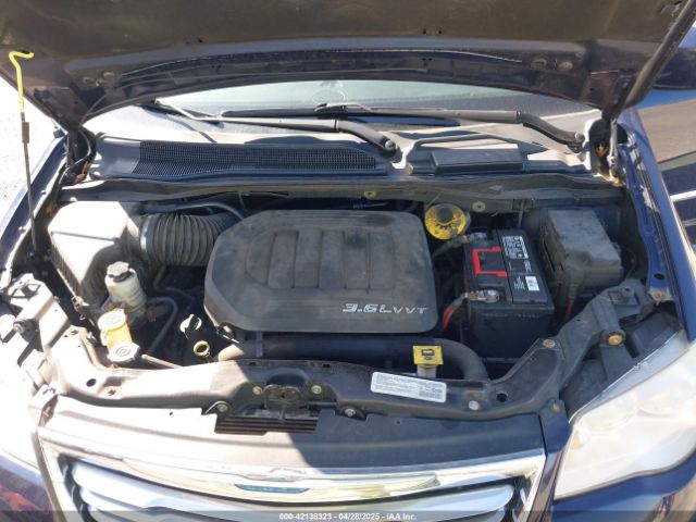 2C4RC1BG5ER365110 Chrysler Town & Country Touring