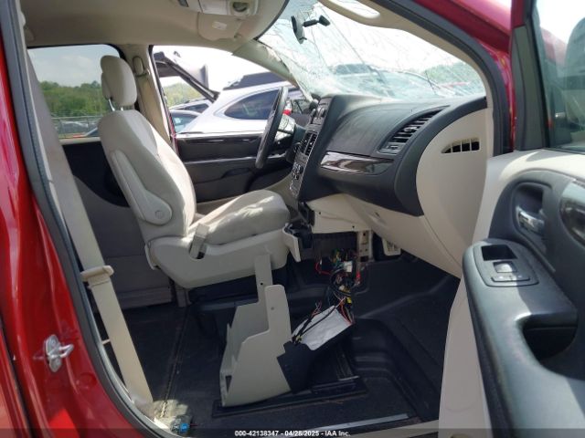 2C4RDGBG3FR615090 Dodge Grand Caravan Se