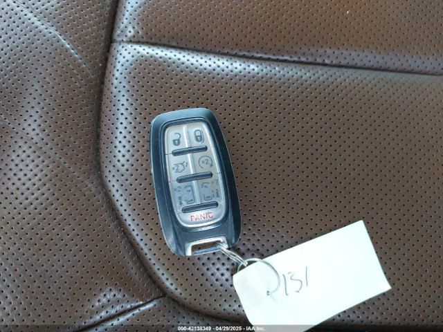 2019 CHRYSLER PACIFICA HYBRID 2C4RC1N78KR703171 Photo 10