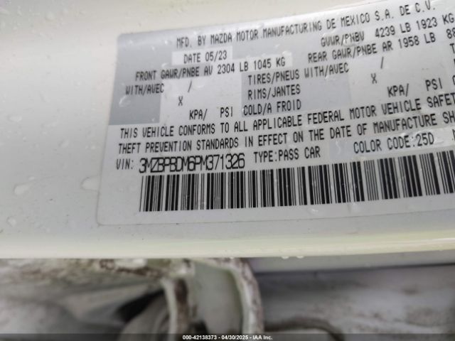 2023 MAZDA MAZDA3 3MZBPBDM6PM371326 Photo 8