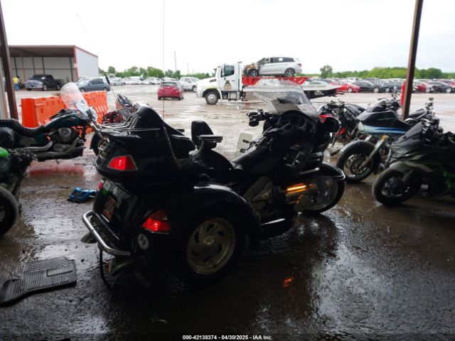 2002 HONDA GL1800 1HFSC470X2A109159 Photo 3