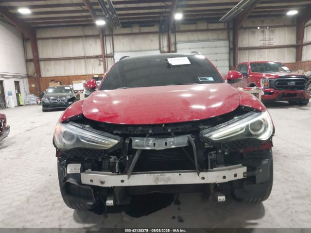 ZASFAKNN2J7B80881 Alfa Romeo Stelvio Ti Sport Awd