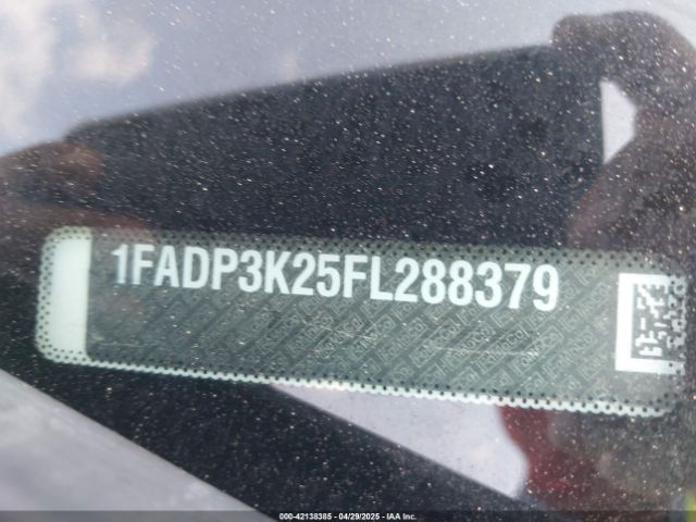 1FADP3K25FL288379 Ford FOCUS SE