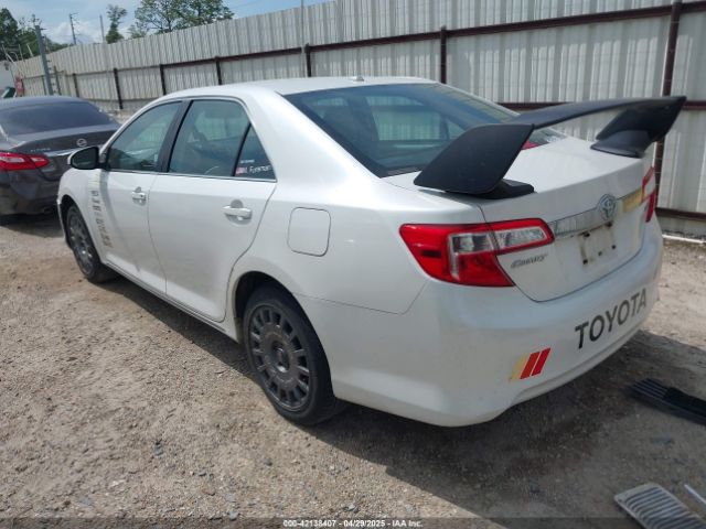 4T1BF1FK2EU413331 Toyota CAMRY XLE