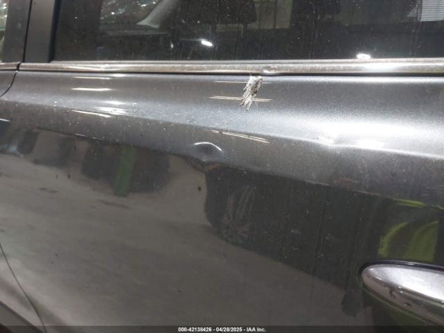 JTMZFREV9JD133607 Toyota RAV4 LE