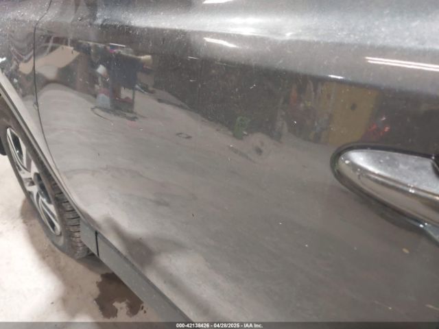 JTMZFREV9JD133607 Toyota RAV4 LE
