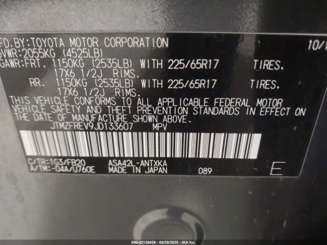 JTMZFREV9JD133607 Toyota RAV4 LE