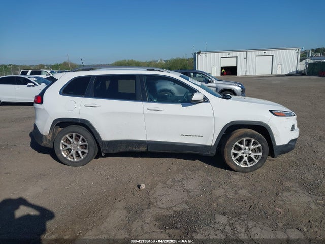 1C4PJLCB5JD513412 Jeep Cherokee