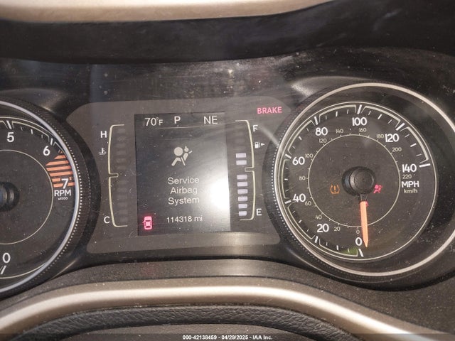 1C4PJLCB5JD513412 Jeep Cherokee