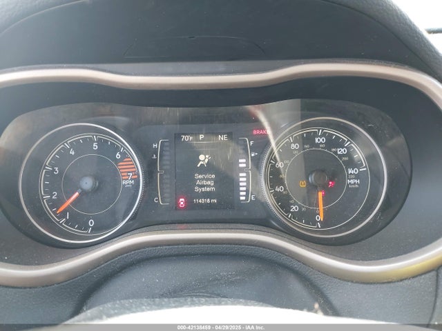 1C4PJLCB5JD513412 Jeep Cherokee