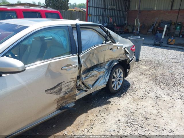 4T1BD1FK9FU161844 Toyota Camry Hybrid Xle