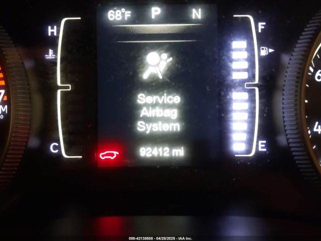 1C4PJMAB2GW201702 Jeep Cherokee Sport