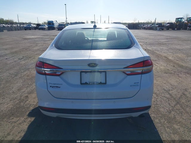 3FA6P0HD0JR223949 Ford FUSION SE