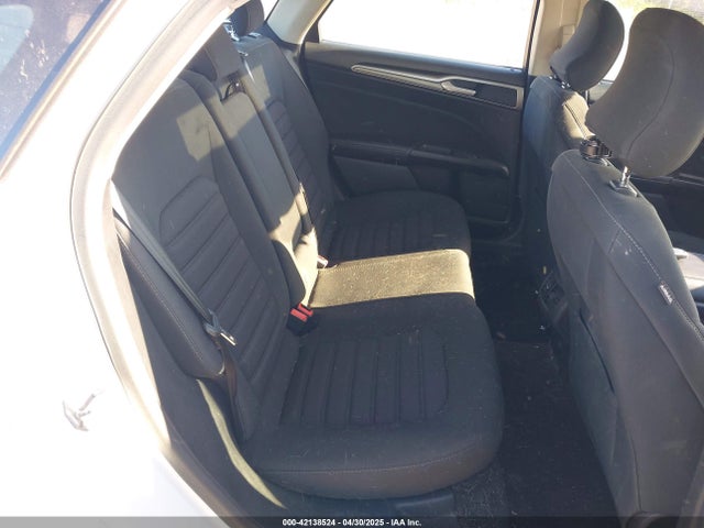 3FA6P0HD0JR223949 Ford FUSION SE