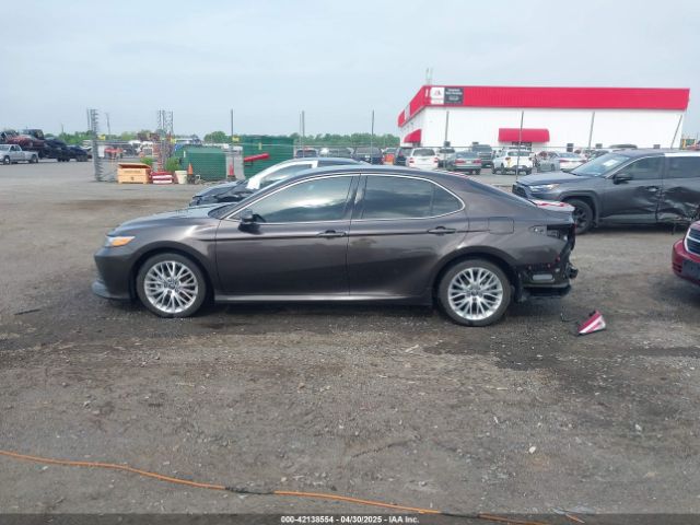 4T1B11HK0JU502398 Toyota CAMRY XLE