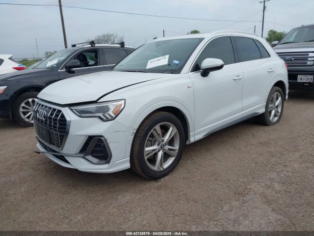 2019 AUDI Q3 WA1EECF31K1067899 Photo 1