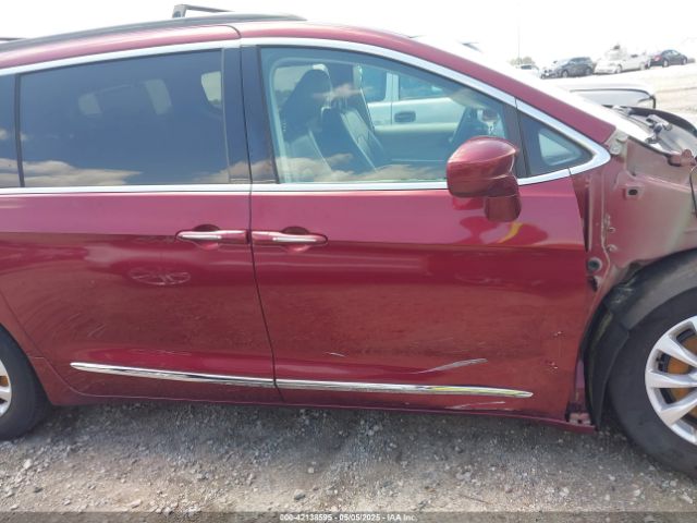 2C4RC1BG0HR591124 Chrysler Pacifica Touring-l