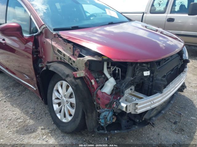 2C4RC1BG0HR591124 Chrysler Pacifica Touring-l