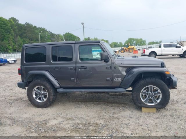 1C4HJXEN8JW303023 Jeep Wrangler Unlimited Sahara 4x4