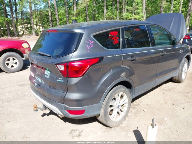 1FMCU9GD7KUB23316 Ford ESCAPE SE
