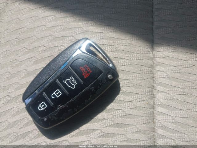 5XYZUDLB9JG522363 Hyundai Santa Fe Sport 2.4l