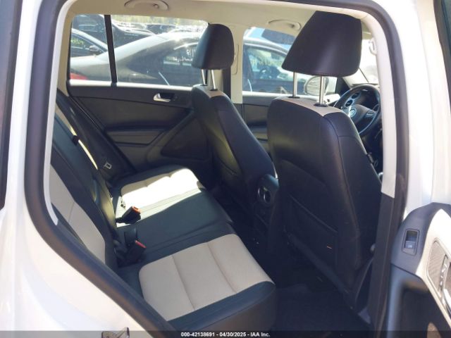 WVGAV7AX7HW501935 Volkswagen Tiguan 2.0t S