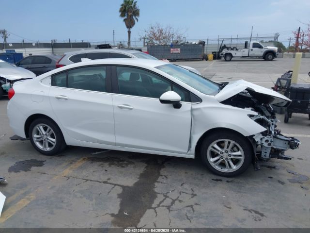 1G1BE5SM2H7262654 Chevrolet Cruze Lt Auto