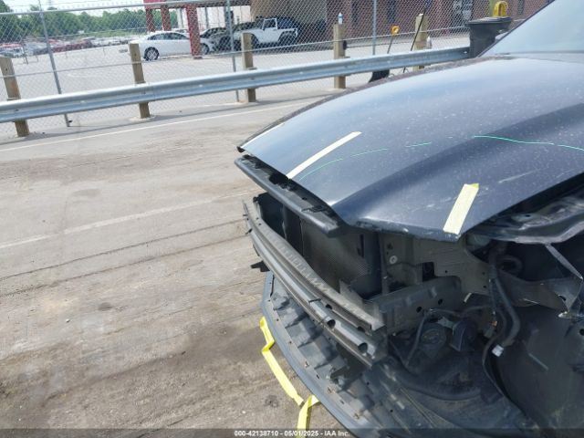 1ZVBP8AM2E5331285 Ford Mustang V6