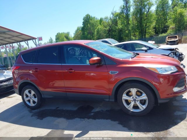 1FMCU0G76FUA37832 Ford ESCAPE SE