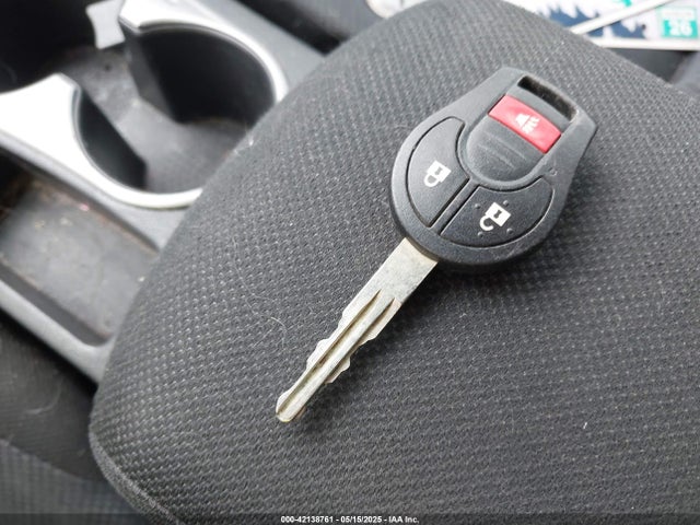 JN8AS5MV8EW705039 Nissan Rogue Select S