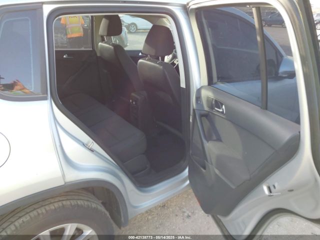 2017 VOLKSWAGEN TIGUAN WVGAV7AX5HK044520 Photo 7