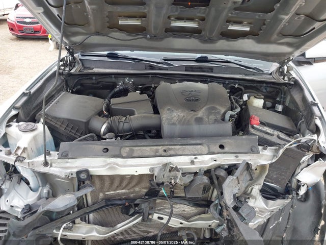 3TMAZ5CN9NM175995 Toyota Tacoma Trd Sport
