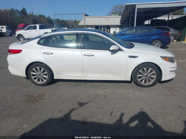 5XXGU4L32GG070138 KIA OPTIMA EX