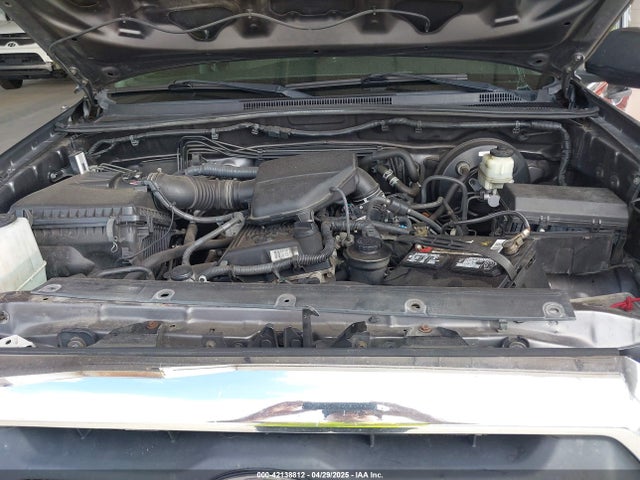 5TFJX4GN1EX033709 Toyota Tacoma Prerunner