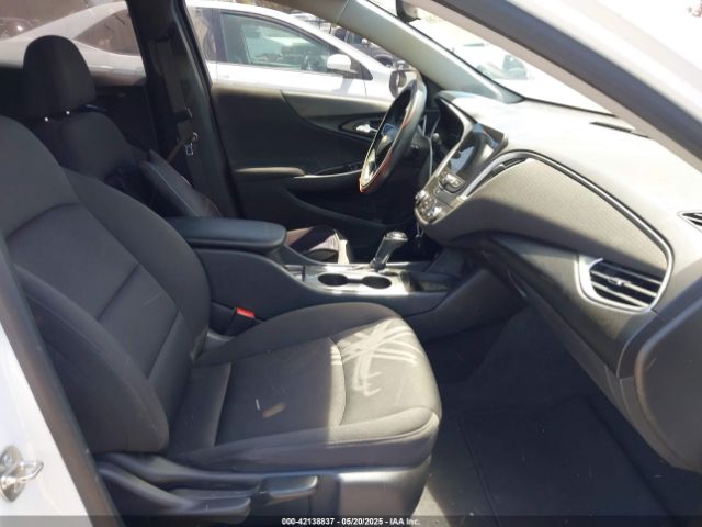 1G1ZC5ST5KF111073 Chevrolet Malibu 1fl