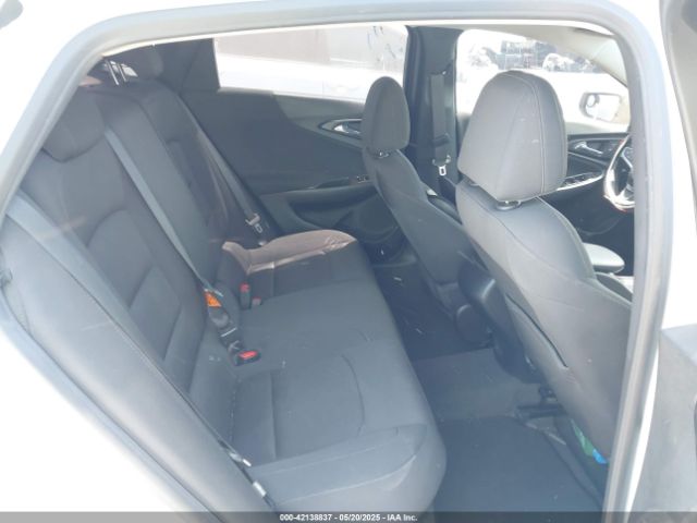 1G1ZC5ST5KF111073 Chevrolet Malibu 1fl