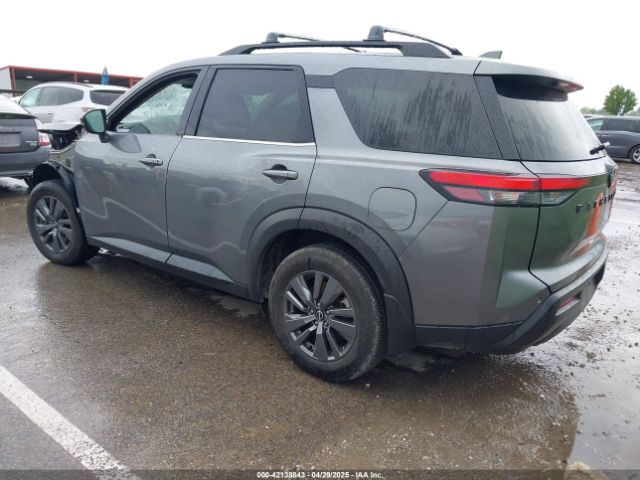 5N1DR3BA5NC237602 Nissan Pathfinder Sv 2wd