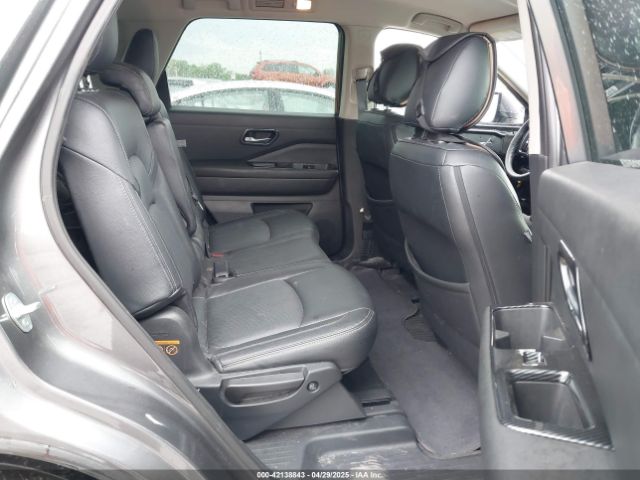 5N1DR3BA5NC237602 Nissan Pathfinder Sv 2wd