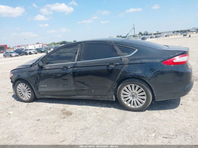 3FA6P0LU6ER314592 Ford Fusion Hybrid Se