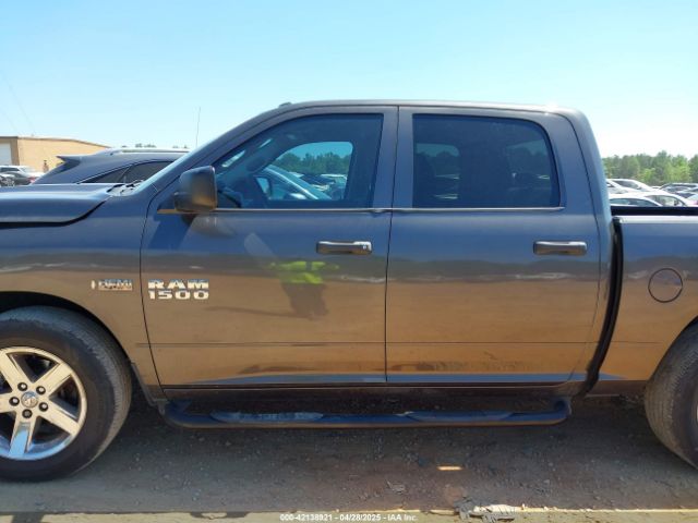 3C6RR6KT7HG580045 RAM 1500 Express  4x2 5'7 Box