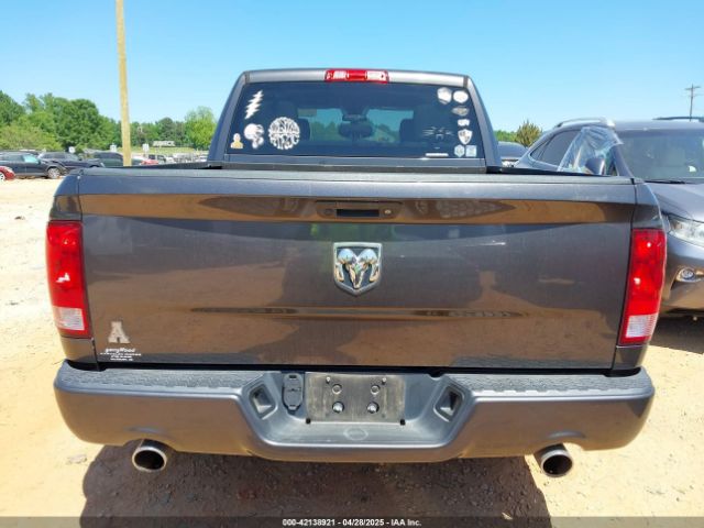 3C6RR6KT7HG580045 RAM 1500 Express  4x2 5'7 Box