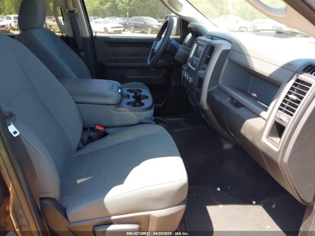 3C6RR6KT7HG580045 RAM 1500 Express  4x2 5'7 Box
