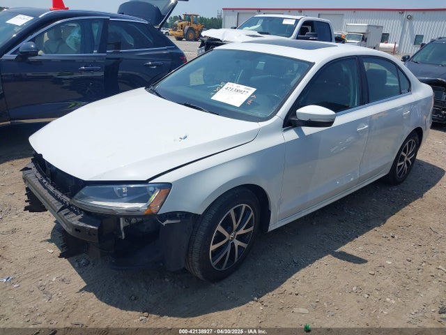 3VWDB7AJ1HM315214 Volkswagen Jetta 1.4t Se