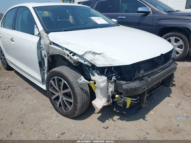 3VWDB7AJ1HM315214 Volkswagen Jetta 1.4t Se