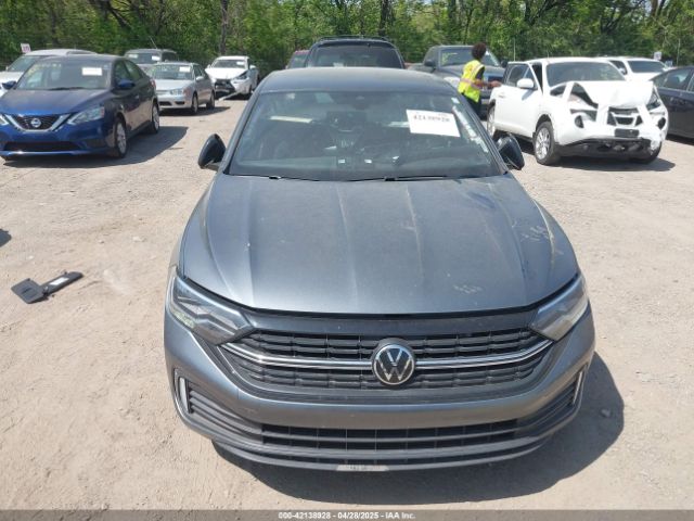2023 VOLKSWAGEN JETTA 3VWBM7BUXPM058014 Photo 5