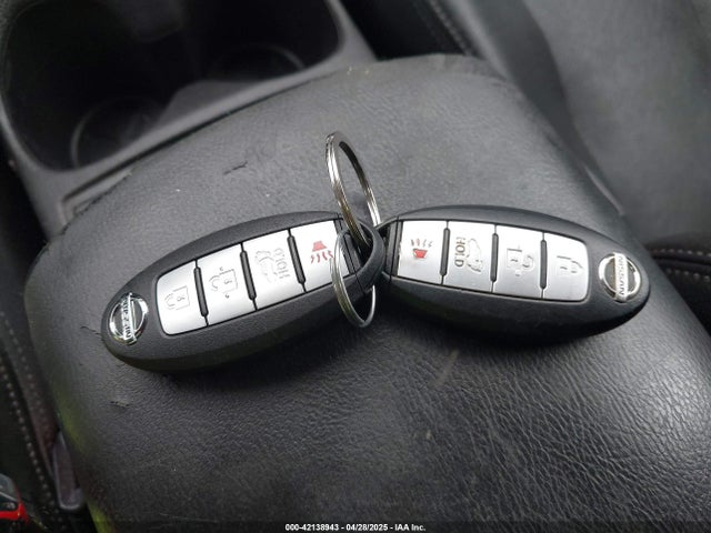 5N1AT2MV3GC801085 Nissan Rogue Sl