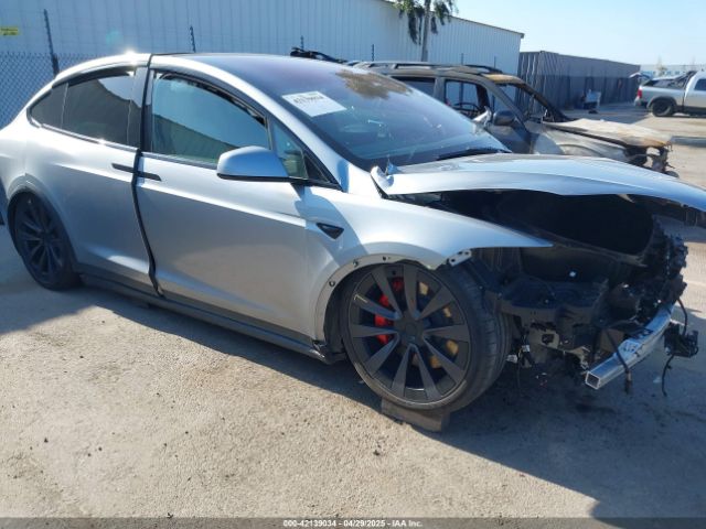 2024 TESLA MODEL X 7SAXCBE66RF458402